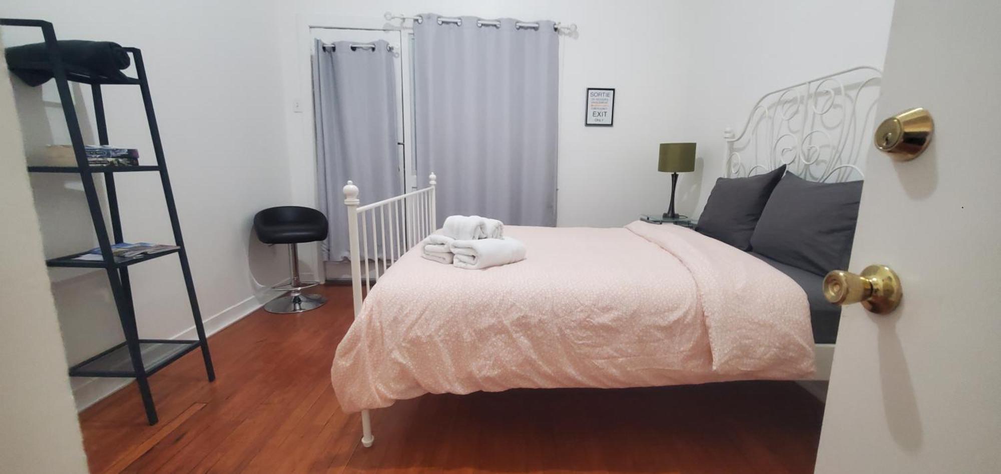 Villa Heart Of Mtr For Memorable Experience 7Minmetro 2 Backyard Fully Equipped Montréal Exterior foto